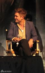 幻灯图集：《暮光》三星齐聚洛杉矶 为《月食》造势