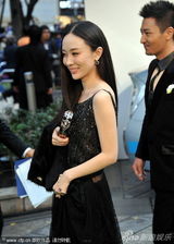 组图：东京电影节开幕 《梦游》亮相霍思燕秀美背