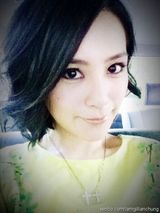 组图：阿娇忍痛剪掉长发 新短发造型清爽可爱