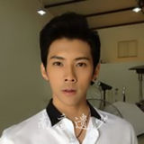 组图：朱时茂22岁帅儿子近照首度曝光