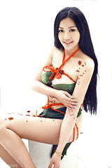 高清组图：乳神苏梓玲红绳捆绑变人肉粽