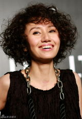 高清组图：李晨袁泉出席某新店开幕暨新品发布