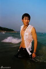 幻灯图：于晓光全新写真 运动男大秀健硕体魄