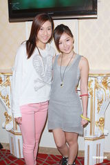 组图：《幸福摩天轮》杀青 钟嘉欣陈智燊否认绯闻