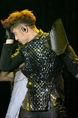 组图：潘玮柏上海巡演 劲歌热舞尽情释放