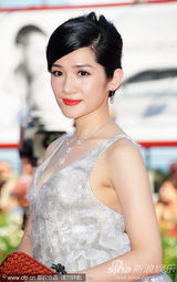 组图：《赛德克-巴莱》首映 徐若瑄露背礼服性感