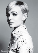 组图：85后女星凯瑞-穆里根时尚大片魅力多变