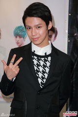 组图：韩国组合BeatWin来港 最想合作成龙草蜢