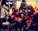 组图：众星欢乐庆圣诞 Angela可爱林志玲性感