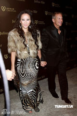 幻灯图：熊黛林李玟乐基儿何超仪等齐聚慈善晚宴