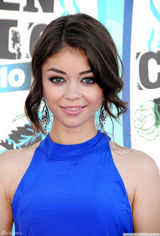 高清组图：萨拉-海蓝德蓝色小礼服露背好清凉