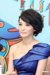 组图：《爱出色》上海宣传 姚晨莫小奇朱虹竞艳