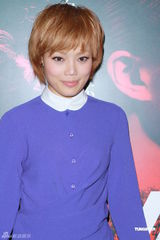 组图：容祖儿欲下厨宴客 对新片获奖有信心