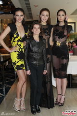 组图：香港藏毒嫩模走秀 爆乳中开拼蛇腰