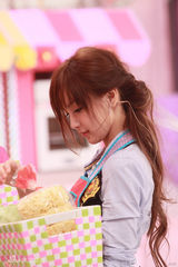 幻灯图集：香港靓模Angelababy美图集锦100张