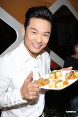 高清图：杜德伟事业爱情两得意 开餐厅筹结婚事宜