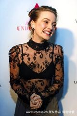 高清图：莉顿-梅斯特芝加哥献声 绯闻女孩内衣外穿