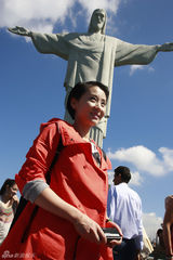 组图：苗圃情迷里约 美洲之旅显时尚风情