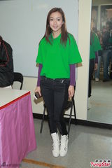 组图：TVB300艺人大合影 黄宗泽胡杏儿零交流