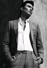 组图：胡兵时尚封面演绎“独行者”硬朗姿态