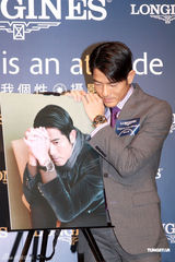 组图：郭富城邀熊黛林庆生 杨采妮拍电影买足保险