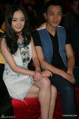 组图：杨幂刘恺威打造新剧《盛夏晚晴天》