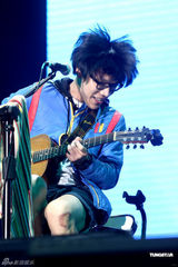 组图：简单生活节台北开唱 张震岳陈绮贞等轮番上阵