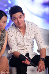 组图：《风花雪月》首映发布 baby在熙谈情