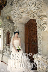 组图：白百何《时尚新娘》展迷人笑容