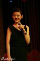 幻灯图集：《全城热恋》首映庆典 四美女争奇斗艳