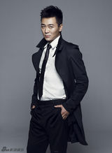 组图：吴樾初秋质感大片 从容内敛诠释萌熟男