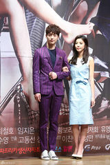 独家高清：李珉廷朱相昱等宣传《单身女》