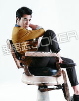 组图：赵又廷登《型男志》 坦言要变换姿势成长