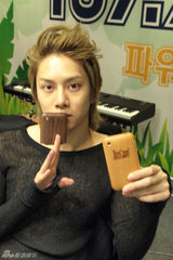 组图：SJ希澈出道8周年策划 与金希澈的2922天