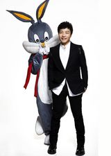 组图：黄伟菁携群星贺新春 许巍周笔畅提前拜年