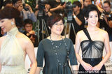 组图：第18届白玉兰奖红毯 李少红陈数佘诗曼亮相