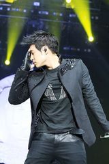 幻灯组图：华语榜中榜成都揭幕 潘玮柏张靓颖站台