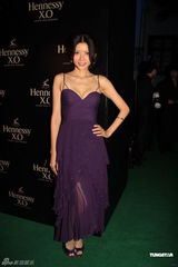 组图：汪诗诗汪圆圆姐妹花亮相 与罗霖吴婉芳相见欢