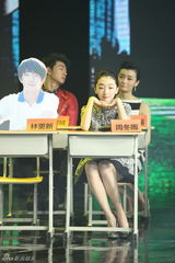 组图：高晓松忆初恋 周冬雨拒谈与林更新绯闻