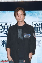 组图：梁家辉调侃郭富城绯闻 双影帝期待《寒战》续集