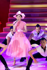 幻灯图集：凤飞飞入行41年 帽子天后欲创凤氏潮牌