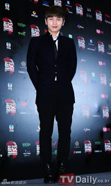 组图：韩团EXO出席2012MAMA颁奖礼记者会