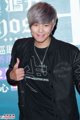 组图：黄鸿升谈前女友感慨 否认杨丞琳乃当事人