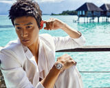 组图：陆毅阳光海岛写真 不羁格调雅痞男