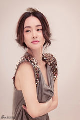 组图：张定涵写真曝光  端庄清丽显御姐气质