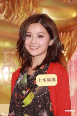 高清图：阿Sa(蔡卓妍)揭幕琉璃展 被预测三十岁当妈妈