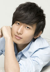 组图：成毅阳光温柔范写真来袭