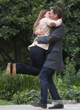 组图：阿尔芭片场飞扑布鲁斯南 打舌战饥渴如狼