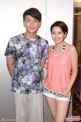 组图：万绮雯黄宗泽聚餐 宣传剧集《好心作怪》