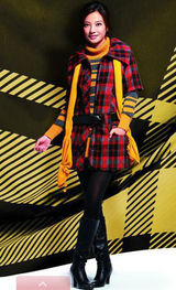 幻灯集：赵薇秀冬日暖装俏皮 青春气息逼人